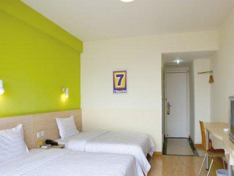 Greentree Inn Zhejiang Jinhua Yiwu International Trade City Changchun Street Shell Hotel Eksteriør billede
